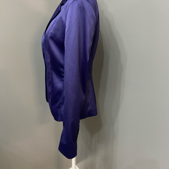 EXPRESS Design Studio Purple Thick Satin Fitted/Tailored One Button Blazer Sz 6 - Picture 3 of 17
